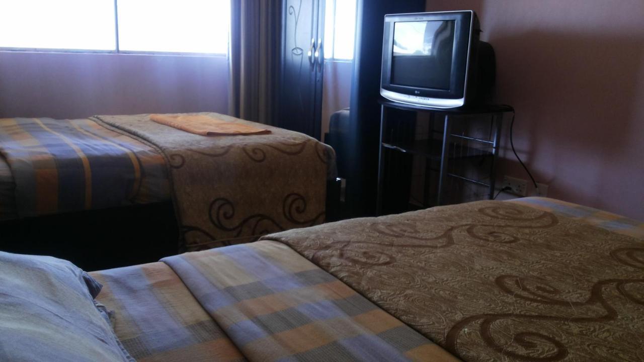Palema Crown Hotel Gulu Buitenkant foto