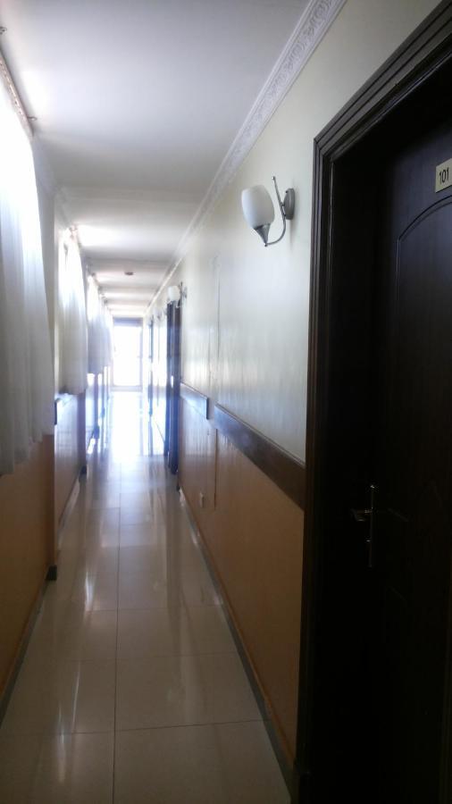 Palema Crown Hotel Gulu Buitenkant foto